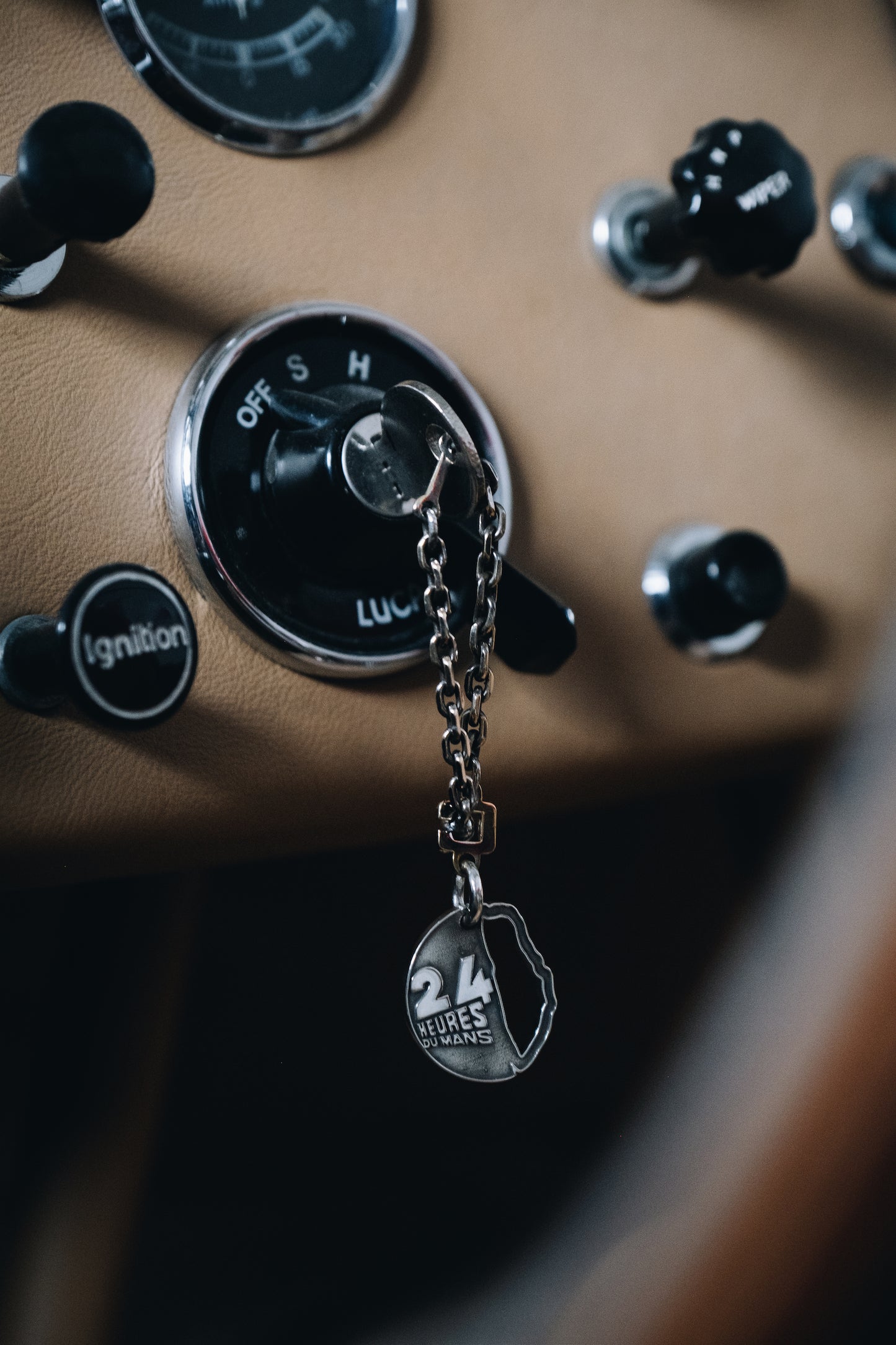 100th Anniversary 24H Le Mans | keychain King Nerd x The Mechanists