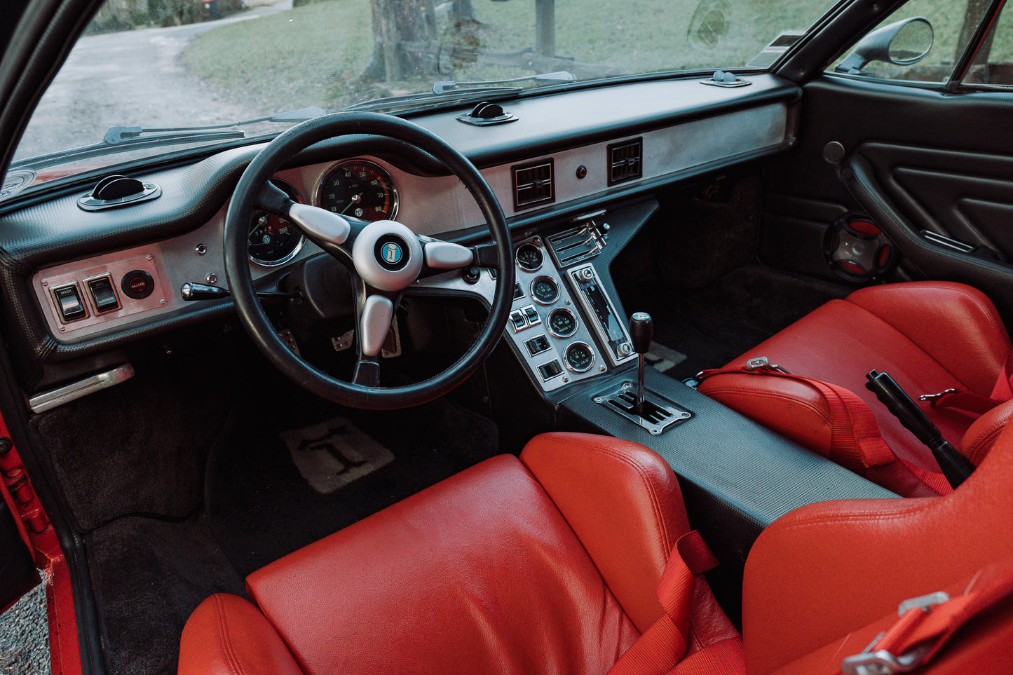 SOLD - 1973 De Tomaso Pantera