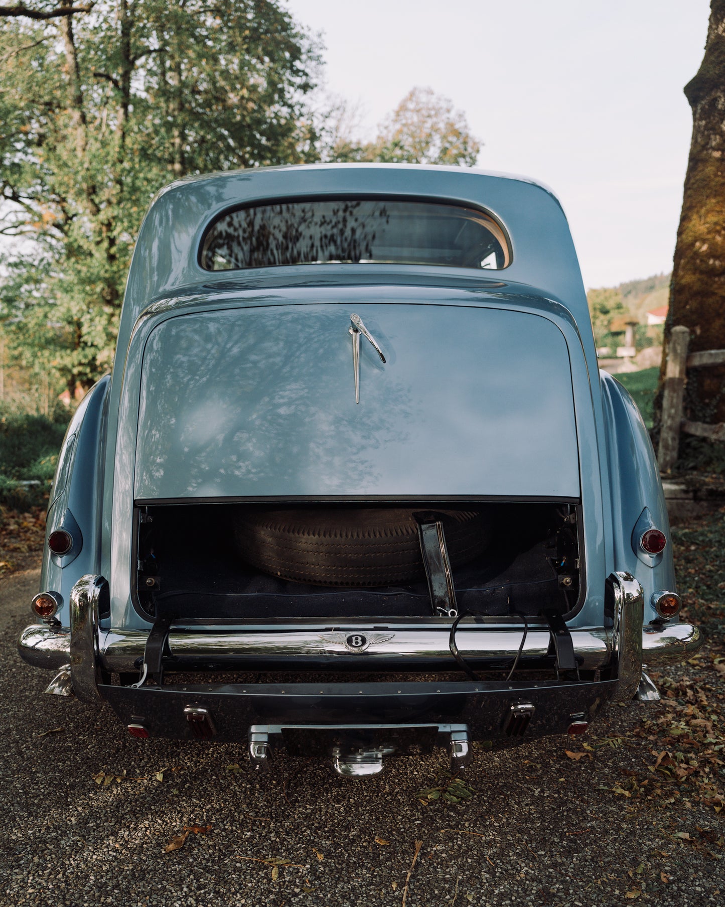 SOLD - Bentley MK VI 1952